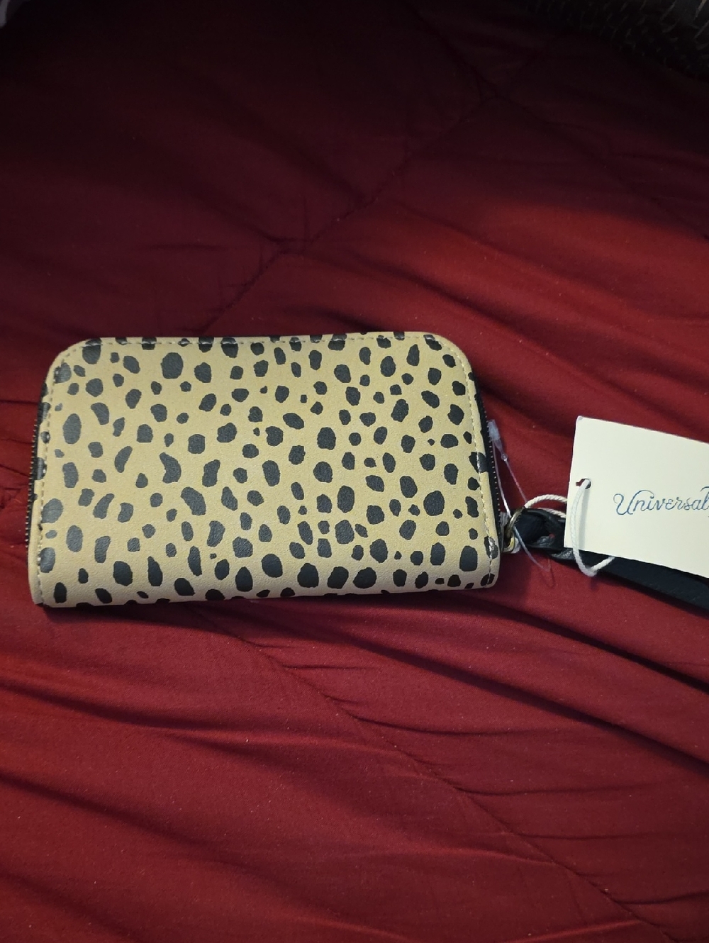 Universal Threads Leopard Print Zip Wallet - Tan/Black